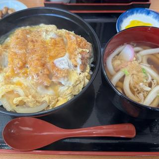 カツ丼と小うどんセット(百万石うどん 南町店 （ひゃくまんごくうどん）)