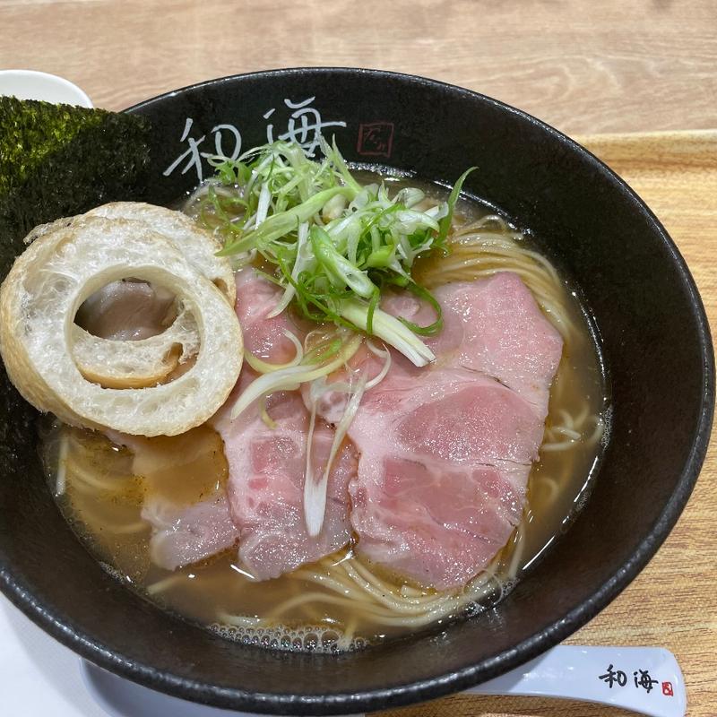 丸鶏魚介醤油らーめん(らーめん専門 和海 門真ららぽーと店)