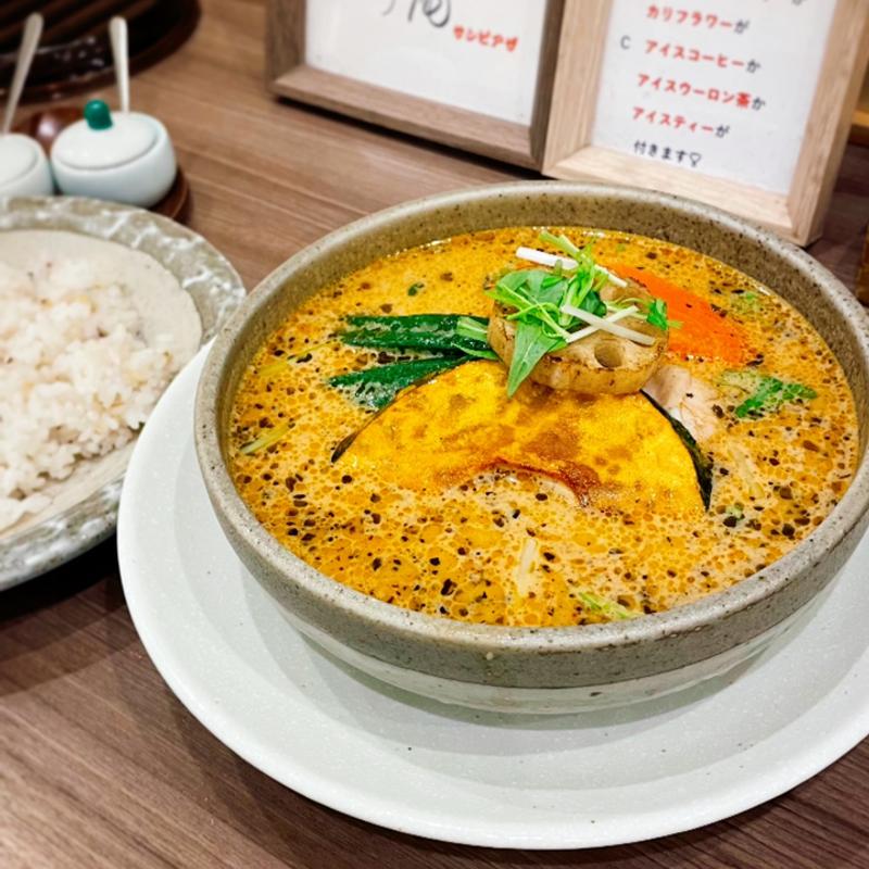 2002年冬　チキンカレー(一灯庵 サンピアザ)