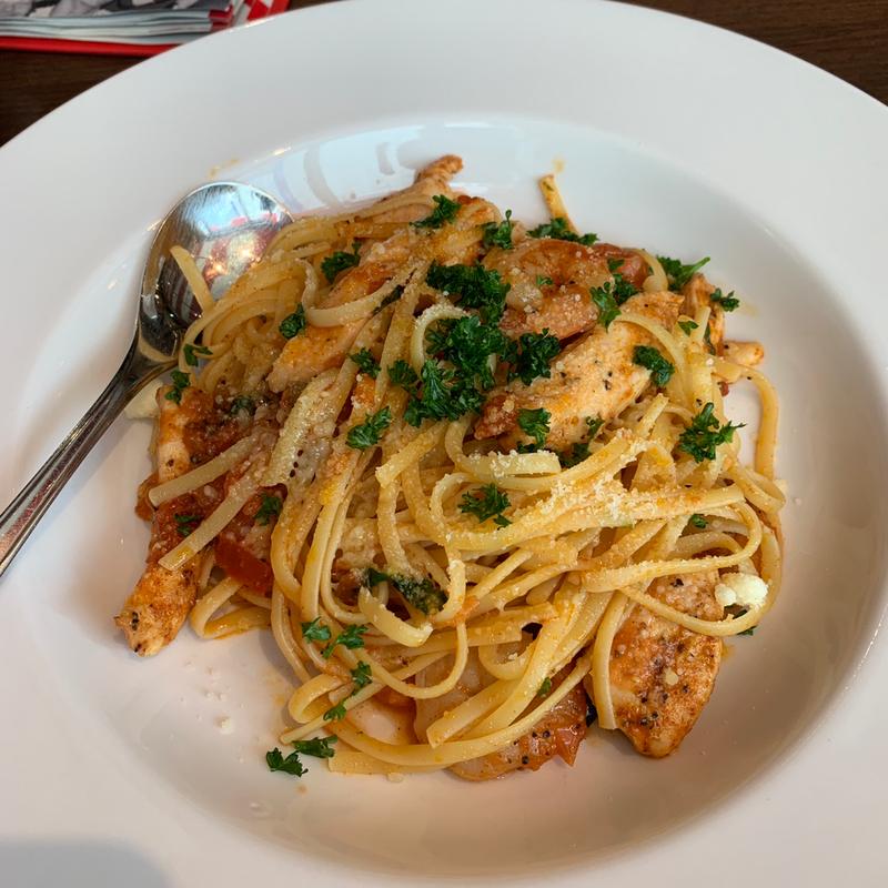 ブルスケッタチキン&シュリンプパスタ(ティージーアイ フライデーズ 横浜西口店 （T.G.I FRIDAYS）)