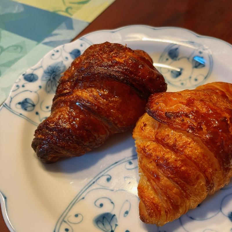 くりーむクロワッサン(MIGNON mini croissant(ﾐﾆﾖﾝﾐﾆｸﾛﾜｯｻﾝ)梅田店)