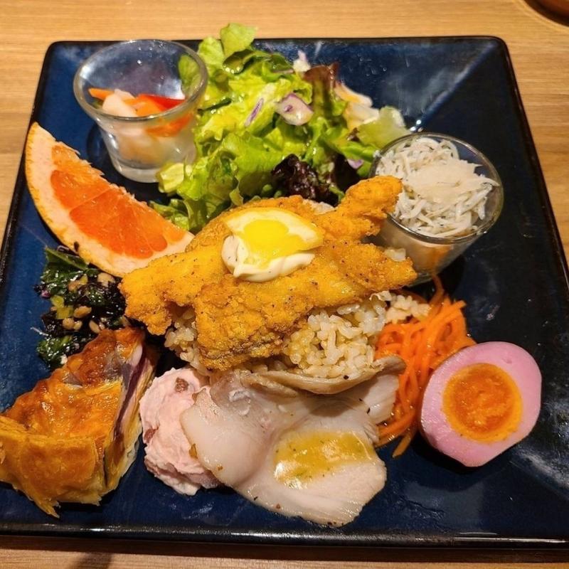 locally DELI PLATE(cafe locally（カフェ ローカリー）)