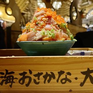 贅沢丼(熱海おさかな・大食堂)