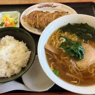 醤油ラーメン+餃子+半ライス(喜楽亭食堂 )