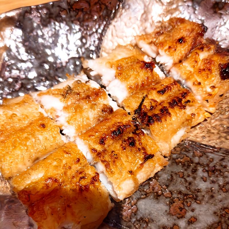 白焼き  ハーフ(鰻 炭焼 ひつまぶし 美濃金 神田本店)