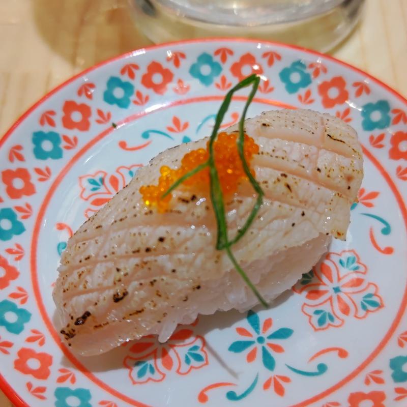 マンゴーカット鰤(達磨酒場桜木町)