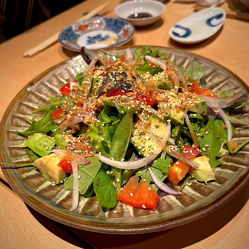 季節のサラダ〜わさび醤油ドレッシング〜(酒とおばんざい わのわ)