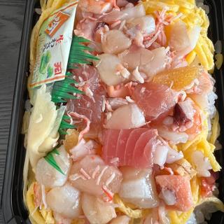 バラちらし重　大盛(花すし)