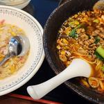サンラータン麺と炒飯(中国料理 栄志 モラージュ佐賀店)