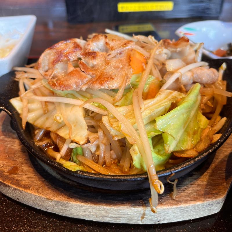 鉄板しょうが焼き(お食事処 くつろぎ庵)