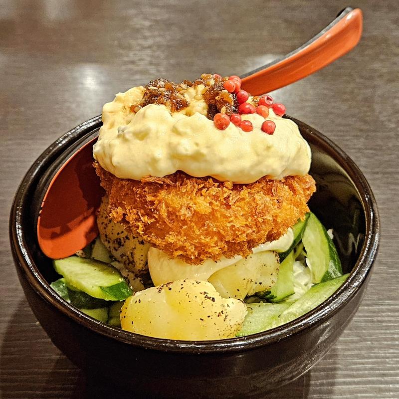 カニクリームポテサラ
(ミライザカ 池袋西口ロマンス通り店)