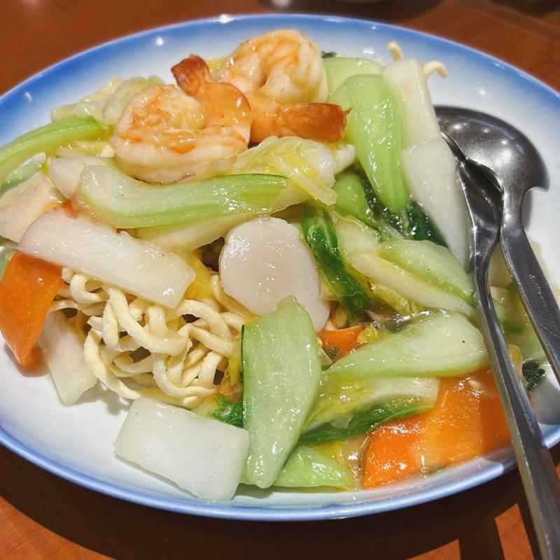 海鮮餡掛け揚げ焼きそば(551蓬莱 パンチャン店)