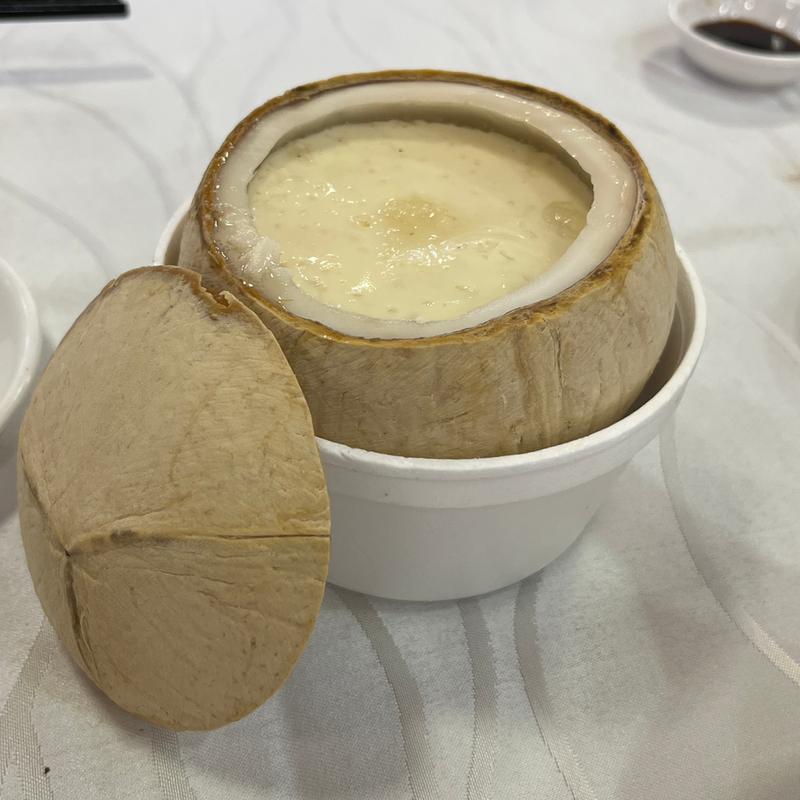 ココナッツミルクプリン(倫敦大酒樓)