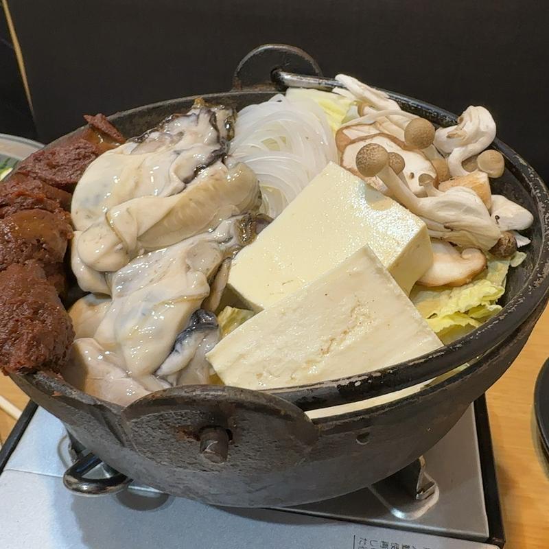 牡蠣　土手鍋(広島名物 牡蠣一番)