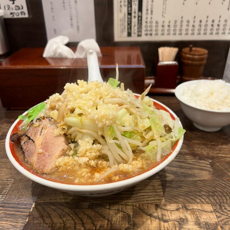 ニンニク醤油ヤサイマシマシニンニクカラメ(らーめん てら 琴似本店)