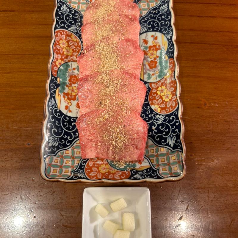 黒毛和牛上タン塩(肉の頂 川崎店)