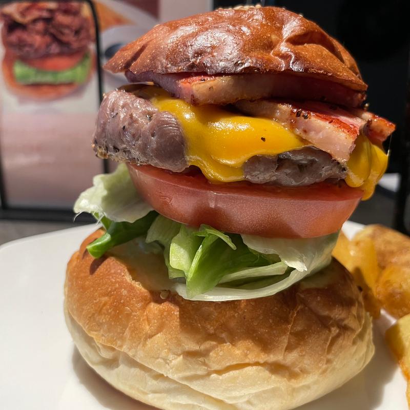 ベーコンチーズバーガー(Brand New Burger)