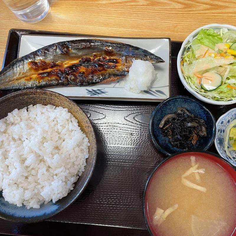 さんま定食(お食事処 ささ山)