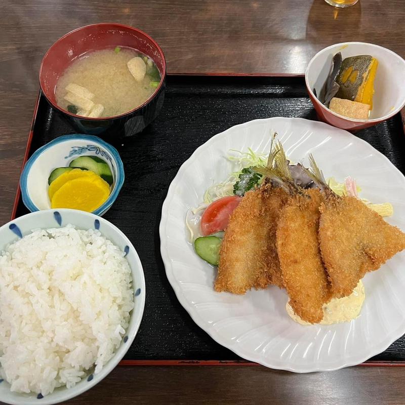 アジフライ定食(朝日屋)