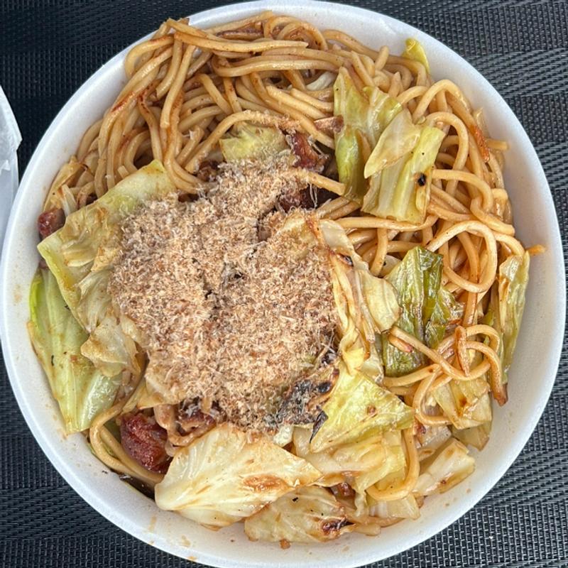 焼きそば(大盛り)(広島風お好焼きごんちゃん)