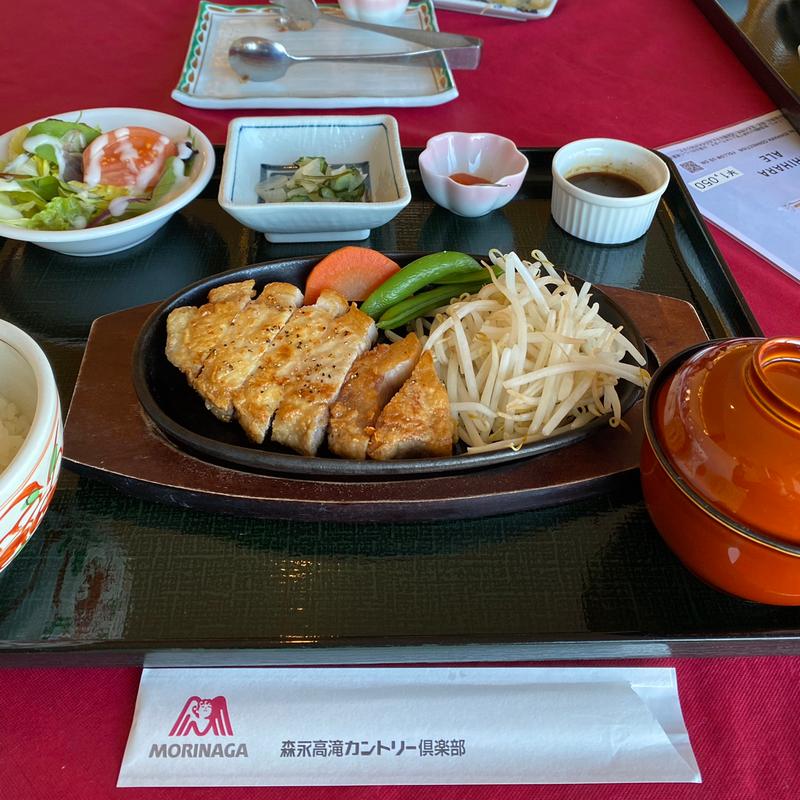 マーガレットポークのトンテキ(森永高滝カントリー倶楽部レストラン )