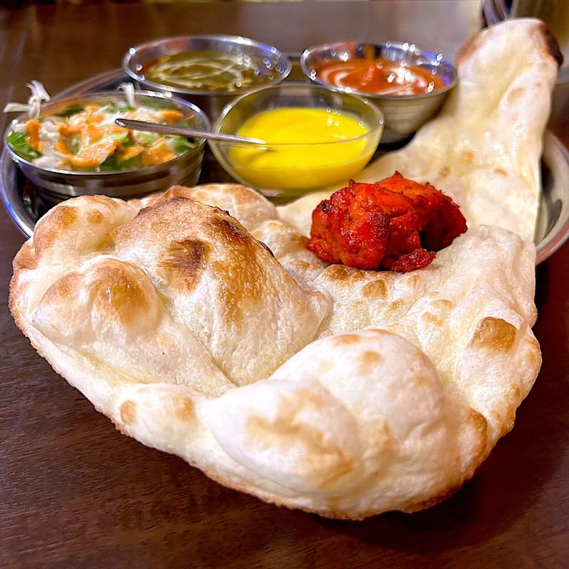 プレーンナン＆チキンティッカ(SPICE KING（スパイスキング）)