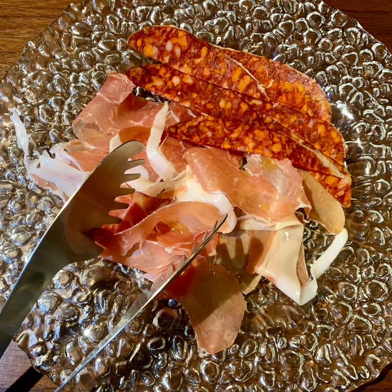 生ハムの盛合わせ(エクリュ)