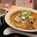 醤油ラーメン&ミニカツ丼セット