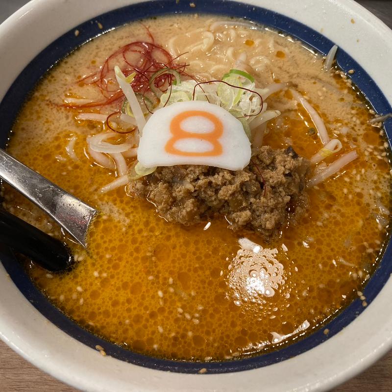 (８番らーめん 中川原店 )