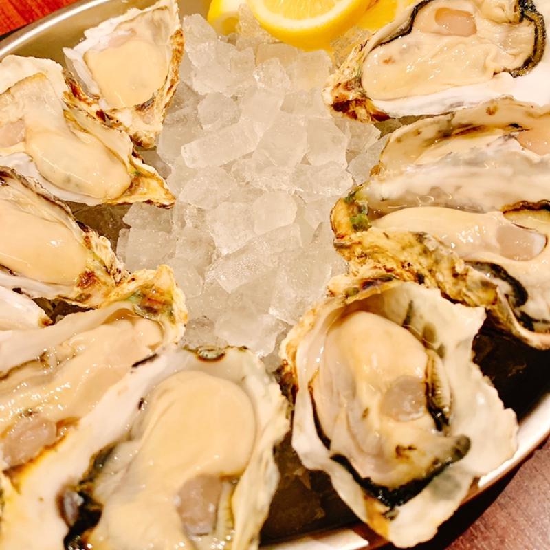 生牡蠣(ザ・カーブ・ド・オイスター （THE CAVE DE OYSTER）)