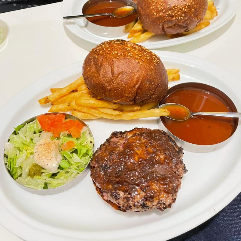 The Humburger(393 BURGER 池尻店)