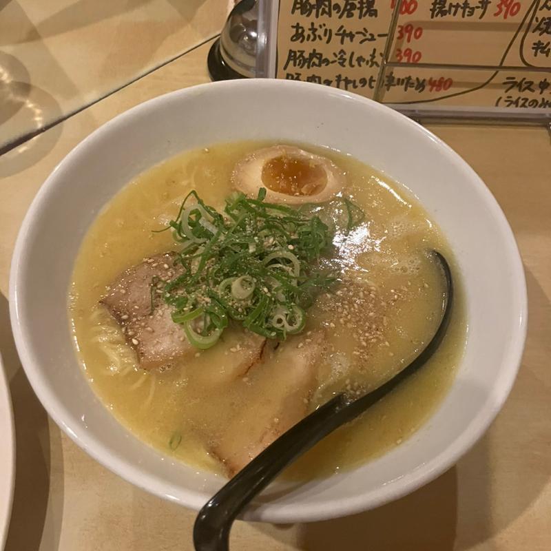 とんこつラーメン(ラーメン家族 上新庄店 )