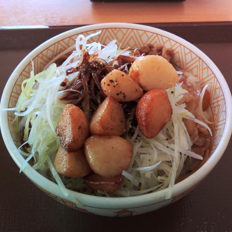にんにく黒だれ白髪ねぎ牛丼(すき家 4号前沢店)