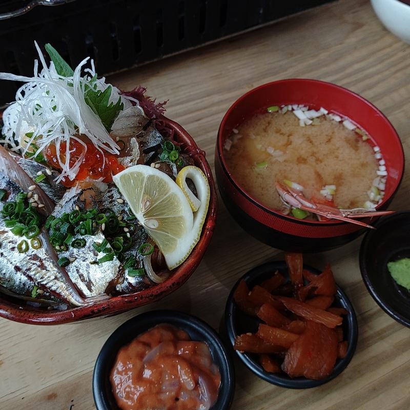 海鮮丼(いしだ商店)