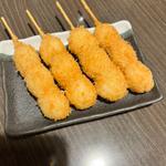 串揚げ(串”ら 駅前店 （くじら）)