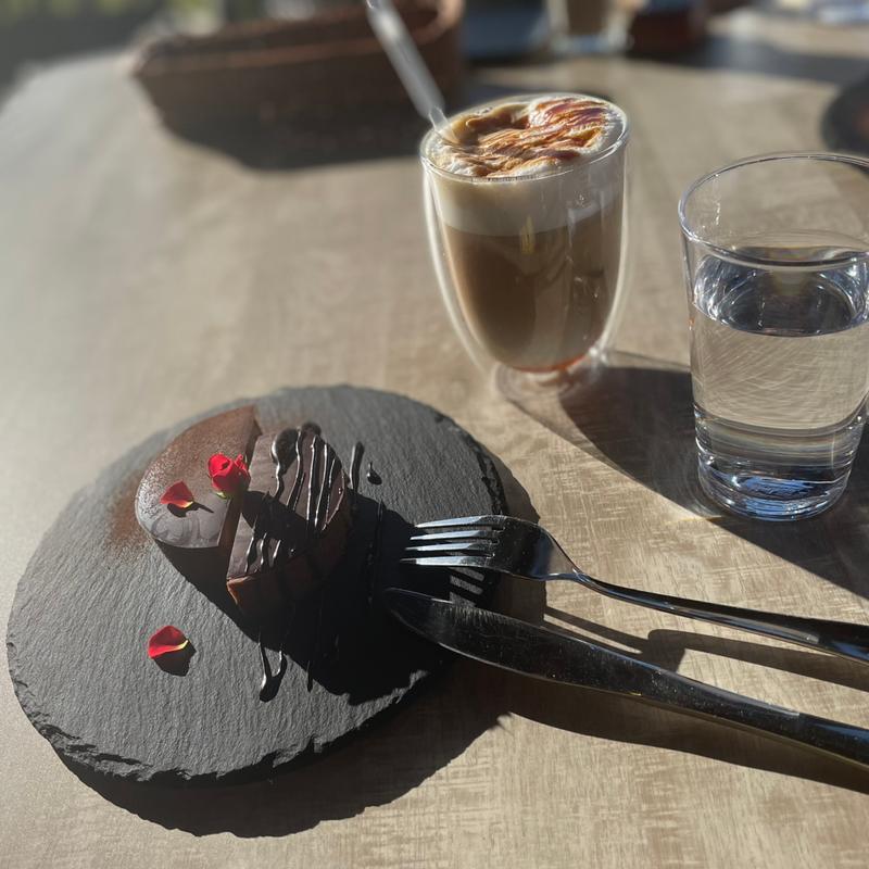 (le café NISHIHARA～Par HiroKitagawa～)