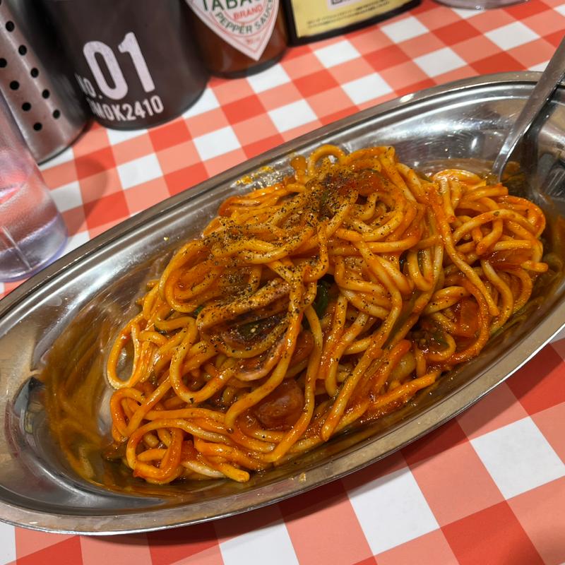 ナポリタン　大(スパゲッティーのパンチョ代々木店)