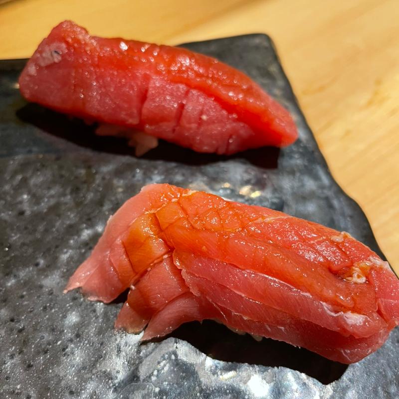 まぐろ赤身(立喰い処 ちょこっと寿し 本店)