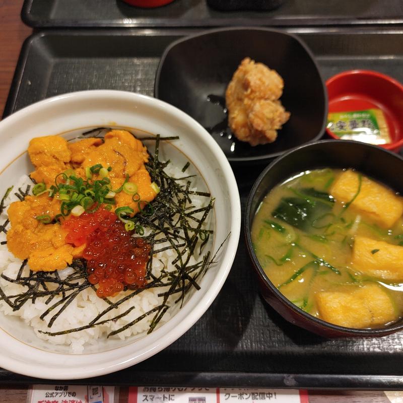 天然うにいくら丼 並＋鶏から1個＆みそ汁セット(なか卯 西船橋駅前店)
