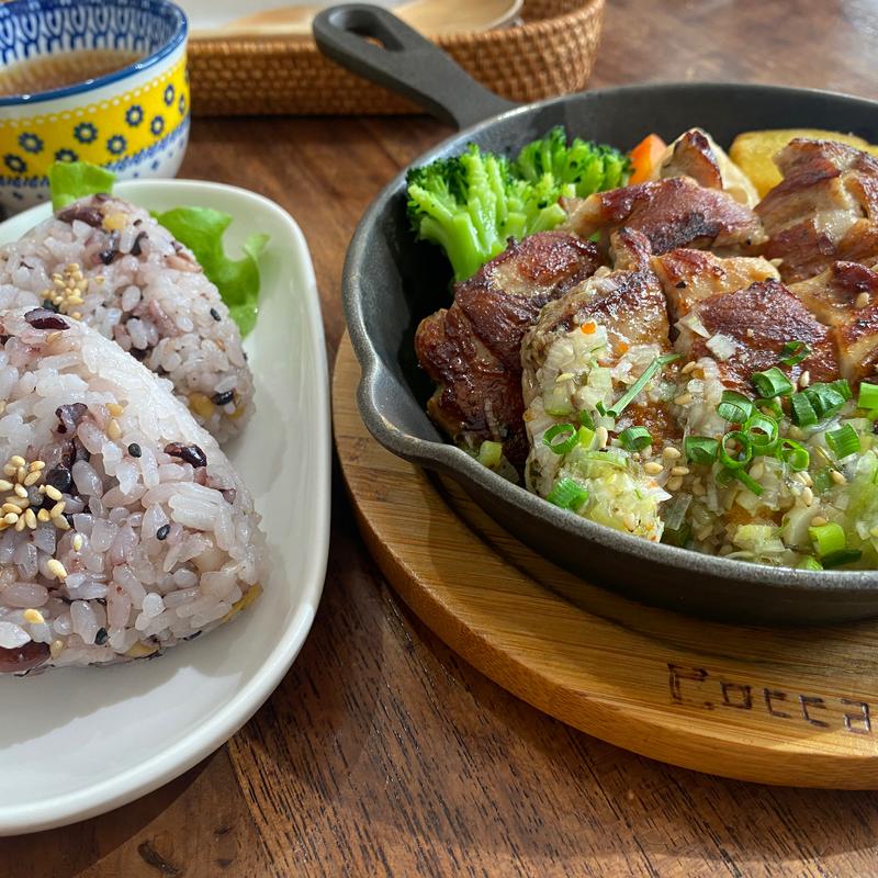 グリルチキン  すっきりレモンのネギ塩ダレ(Cafe Cocca)