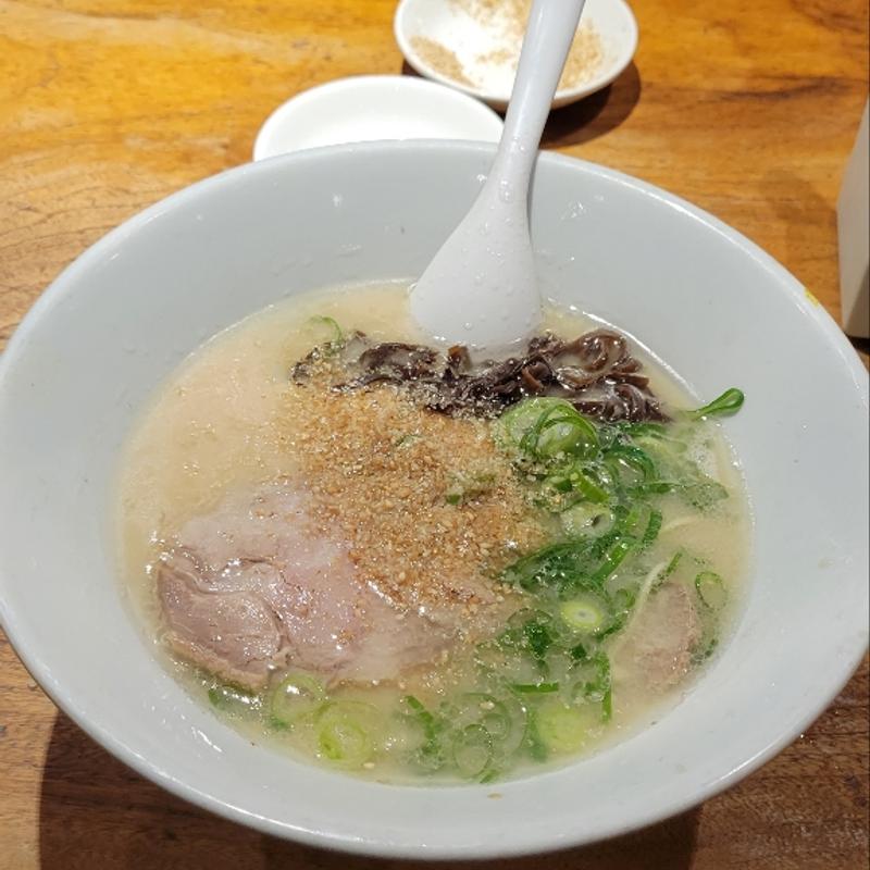 博多極みとんこつラーメン(一風堂 大名本店)