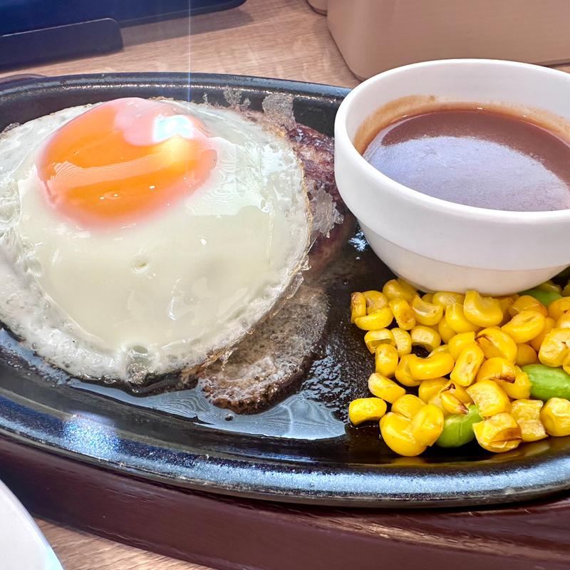 鉄板バーグ　ランチ(ガスト 町田駅前店)