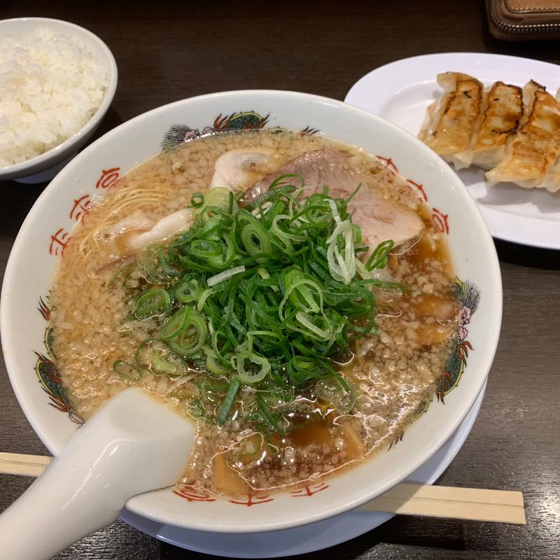 ギョーザ定食(来来亭 守山村前店)