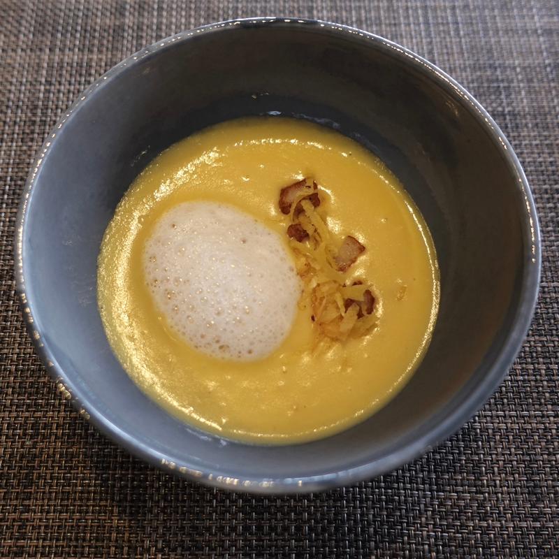 信州産さつまいもと清内路かぼちゃのポタージュ(à table（ア・ターブル）)