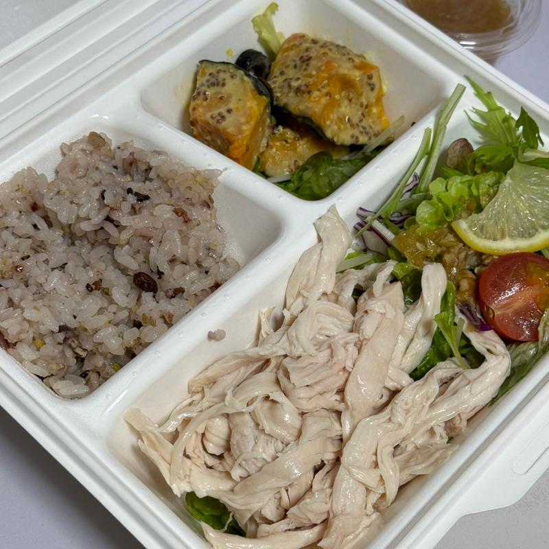 鶏むねセット（セレクトソース掛け）(チキンワークス白金本店)