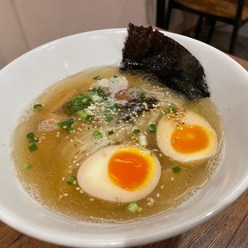 梅塩ラーメン+煮卵トッピング(麺処 the中中 光の森 菊陽町 深夜らーめん)