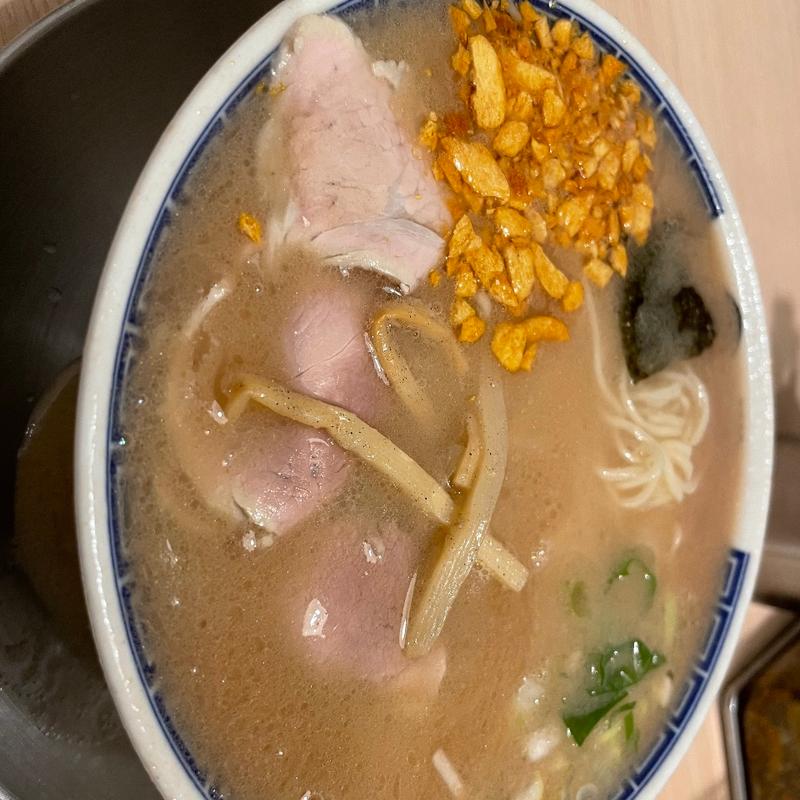 ラーメン+ニンニクチップ(ラーメン陽向 二章 健軍)