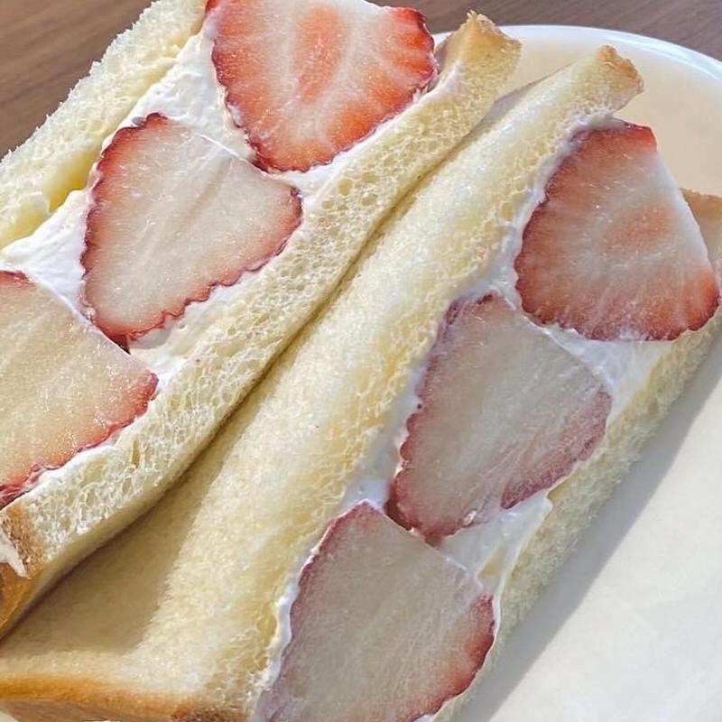 いちごサンド(フルーツショップ　フェリース )