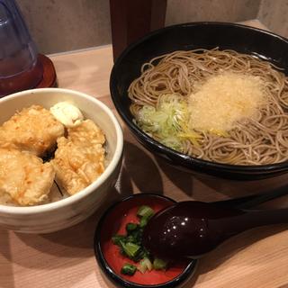 鶏天丼定食(おらが蕎麦 野田アプラ店)