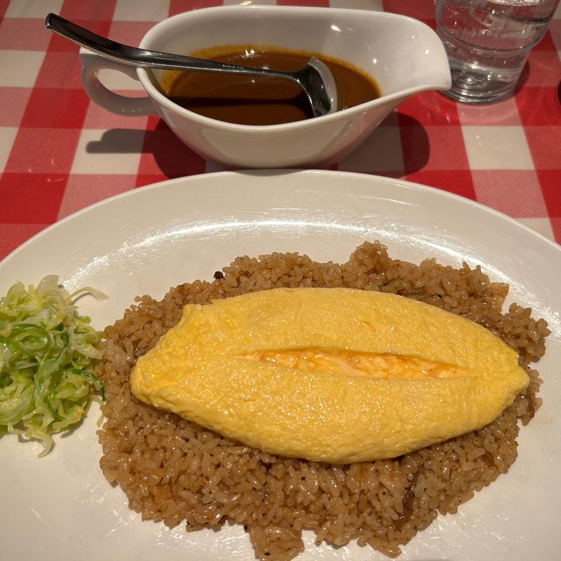 フワッとオムレツカレー(モンタンベール)